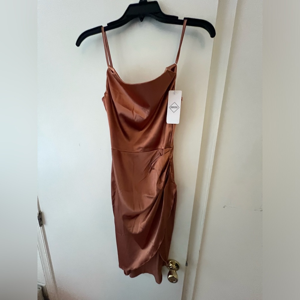 ZPITU satin draped spaghetti strap Small midi with sexy slit, rusty champagne - Picture 4 of 9